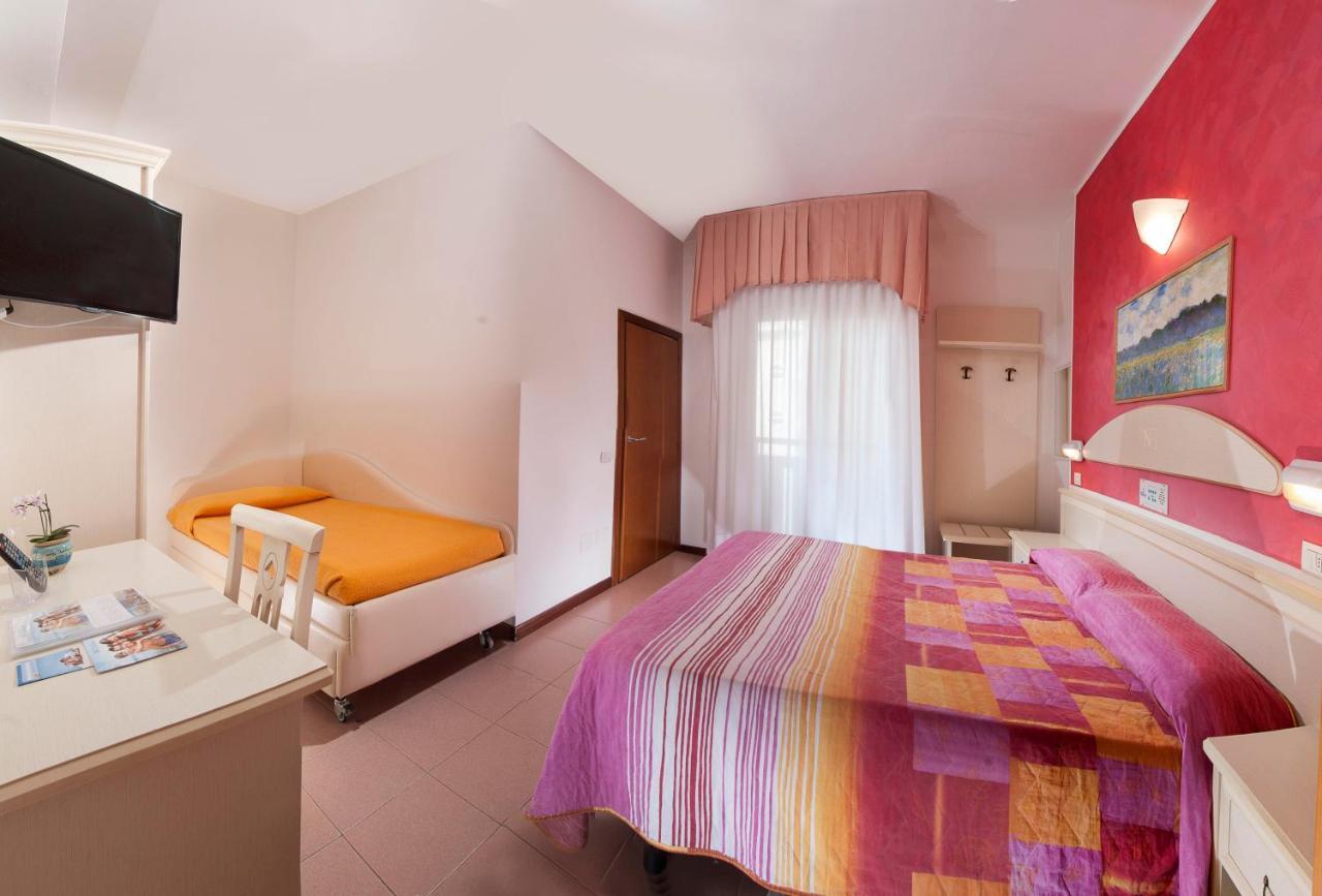 Napoleon 3* Gabicce Mare