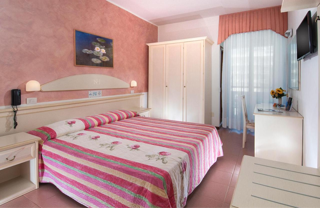 Napoleon Gabicce Mare